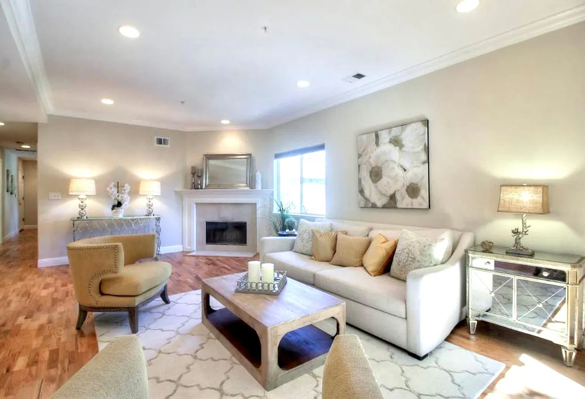Building Photo - 1273 El Camino Real #2
