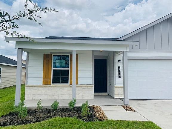 4th image of 107 Bering Dr