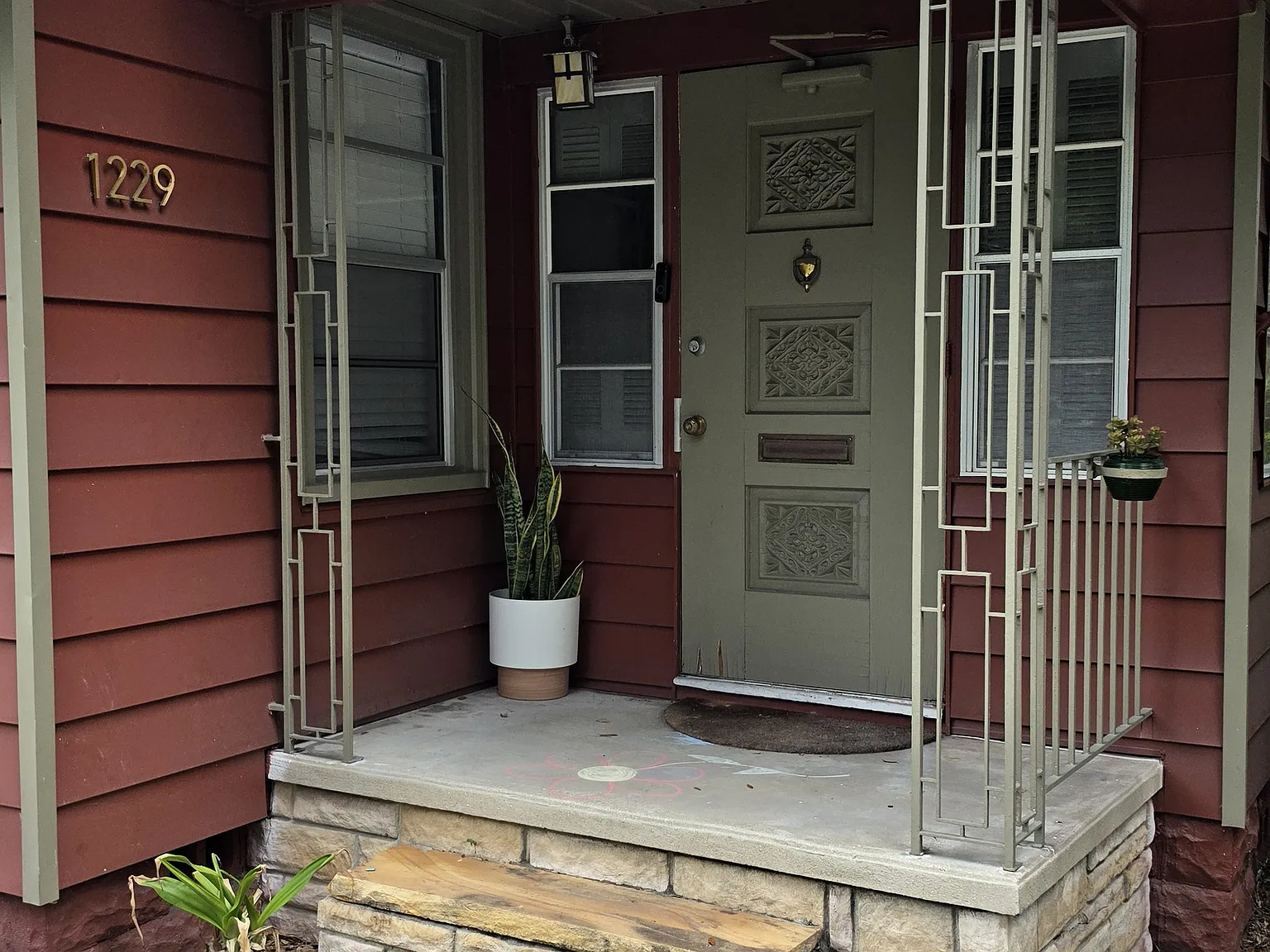 2 bed, 1200 sqft, $2,300 — Photo 3