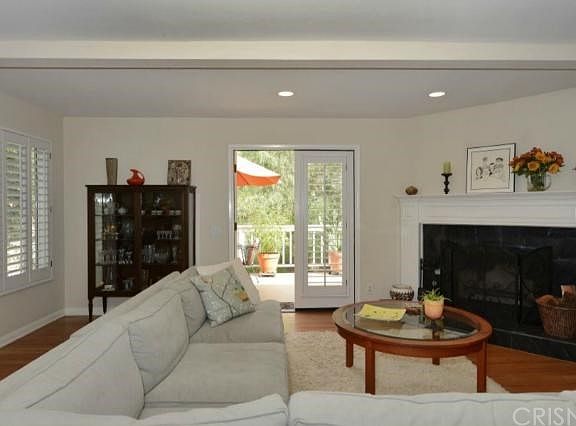 3rd image of 4117 Empis St