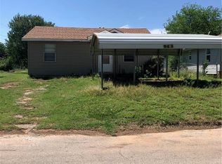 916 SW 4th St, Anadarko, OK 73005