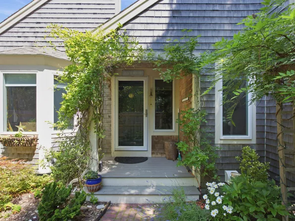 2 Forest Gate UNIT 2, Yarmouth Port, MA 02675
