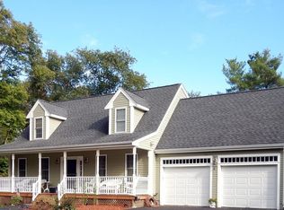 92 Bradford St, Stoughton, MA 02072