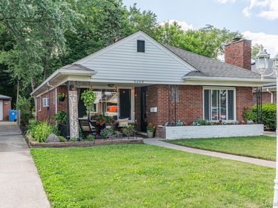 5669 Hubbell St, Dearborn Heights, MI, 48127