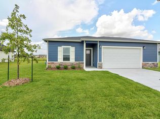 1319 Robin Dr, McPherson, KS 67460