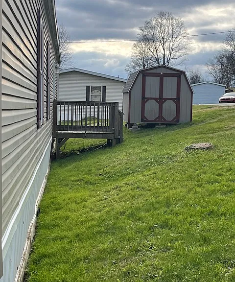 Hillside Estates — Photo 4