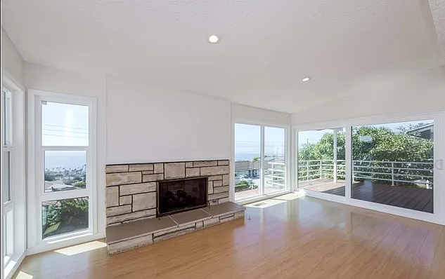 Building Photo - 1929 Cumbre Dr
