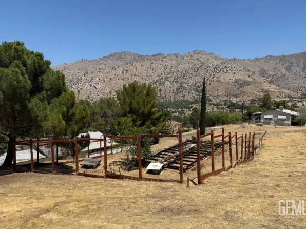 747 Redhill Rd, Bodfish, CA 93205