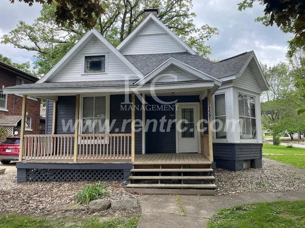 1501 N Walnut St, Danville, IL 61832