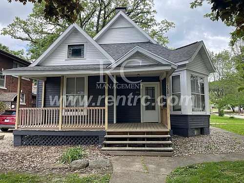 1501 N Walnut St Photo 1