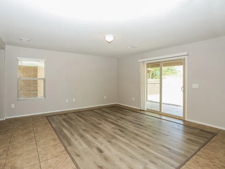 868 W Calle Arroyo Norte — Photo 5
