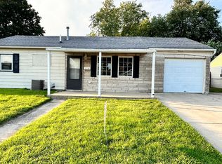 35 Marchmont Dr, Fairborn, OH 45324