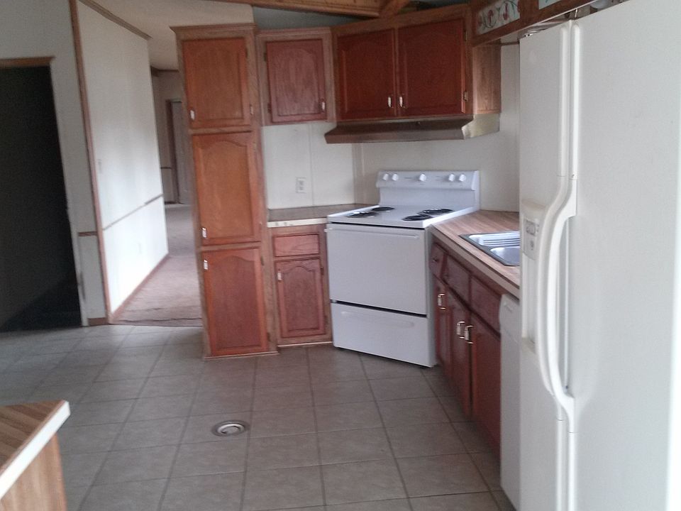 1st image of 155 E Park Ln