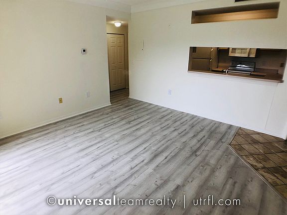 living area 2