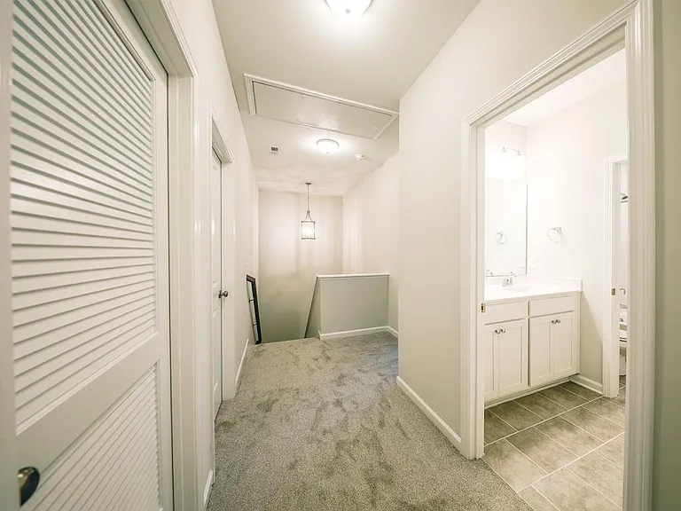 1035 Gallivant Way — Photo 11