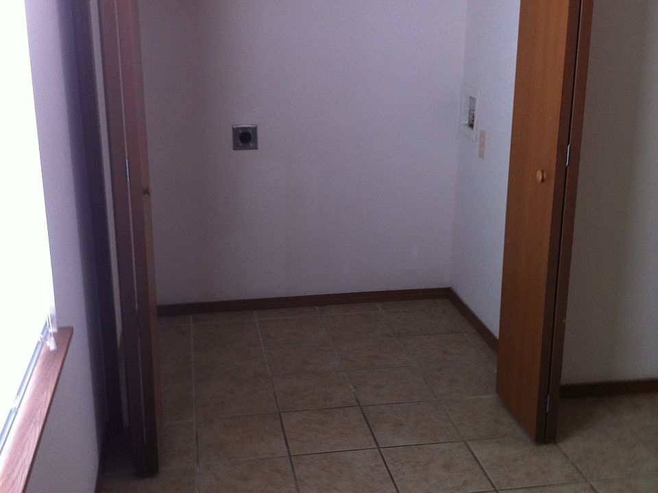 Building Photo 4