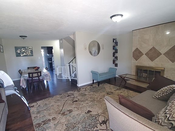 2nd image of 6420 E Mississippi Ave
