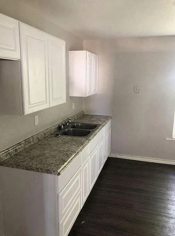 3 bed, 1.0 bath, 943 sqft, $1,395 — Photo 3