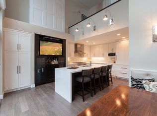 31 Rutland Sq, Boston, MA 02118