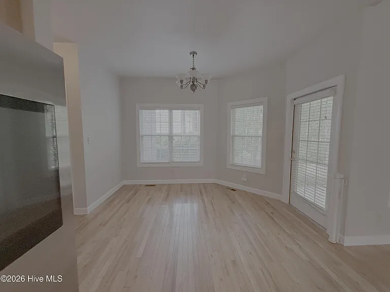 258 Juniper Creek Blvd — Photo 9