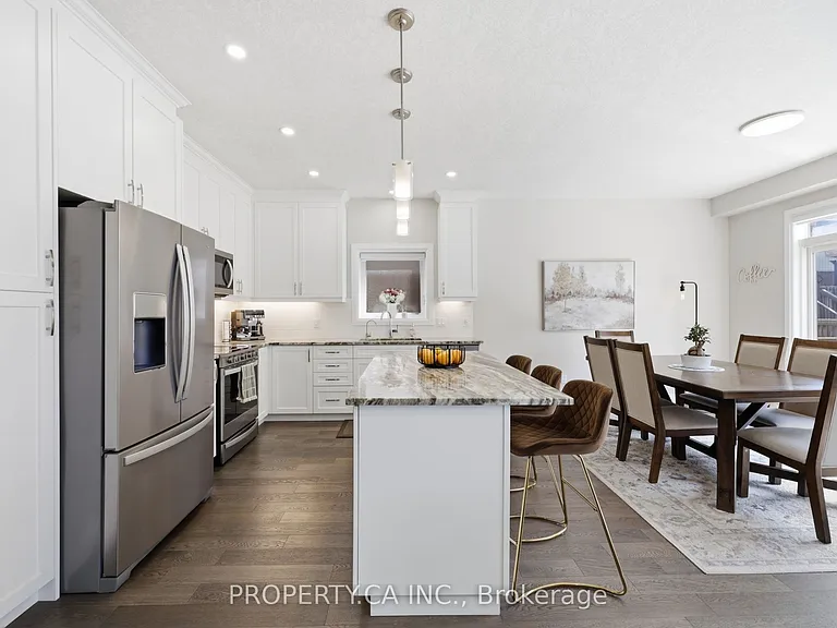 629 Wild Rye St W — Photo 17