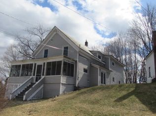 28 Brook St, Port Henry, NY 12974