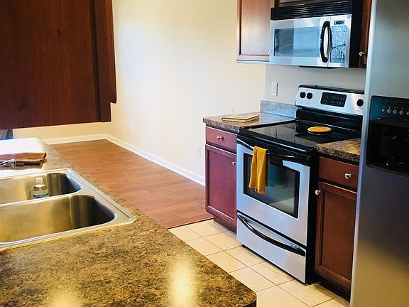 3rd image of 857 Malabu Dr APT 6102
