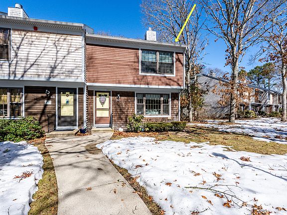 2nd image of 195 Falmouth Road APT 9F