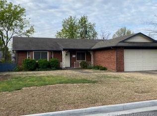 6516 E 26th Ct, Tulsa, OK 74129