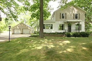 1st image of 7111 Courtland Dr NE