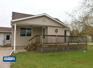 191 N Bridge St, Manawa, WI 54949