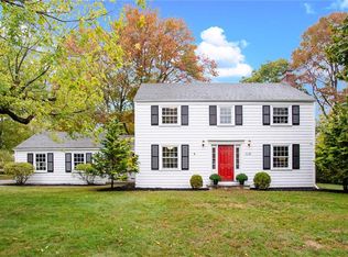 115 Ferry Ln, Barrington, RI 02806
