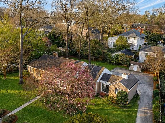 4th image of 2226 Terrace Way