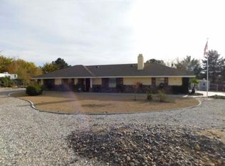 19153 Hupa Rd, Apple Valley, CA 92307