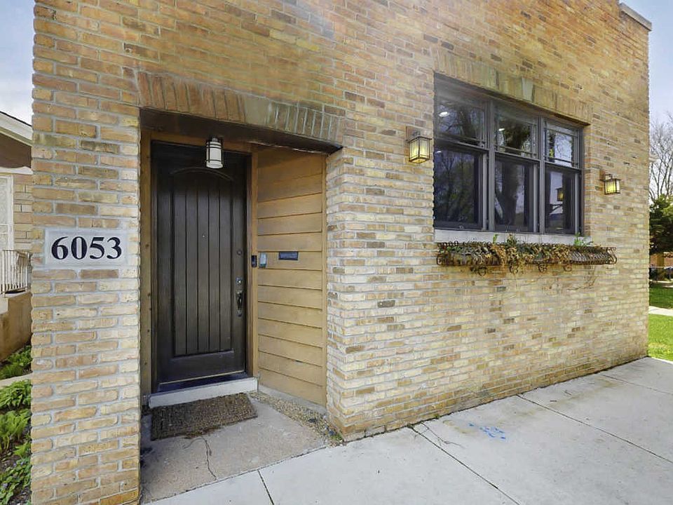 1st image of 6053 W Montrose Ave