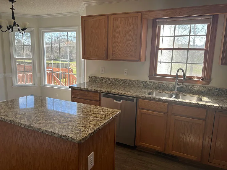 4300 Riverport Rd — Photo 24