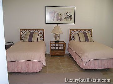 5th image of 5554 Highway A1a APT 301