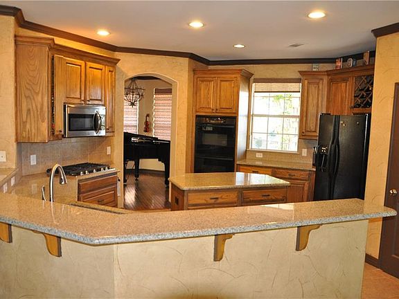 2nd image of 2235 Mountain Lakes Dr