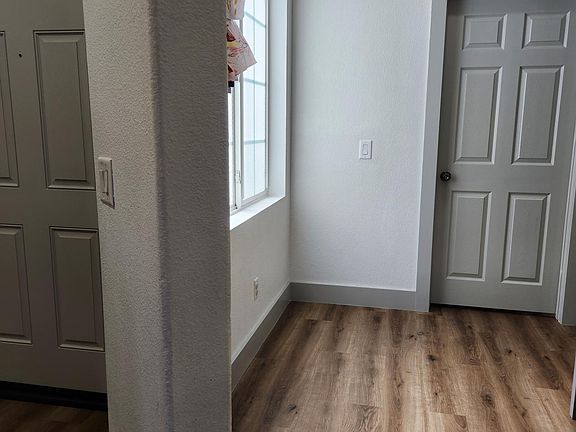 4th image of 6343 Avenida De Las Vistas
