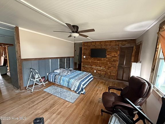4th image of 436 Nelson Drive