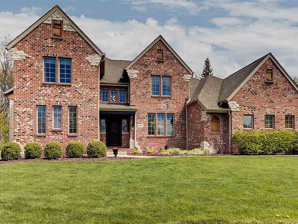 1st image of 1407 Castlehill Dr