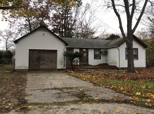 139 Beaver Dr, Mastic Beach, NY 11951