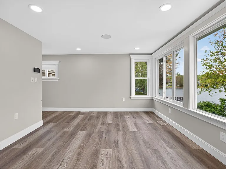 23 Cove Rd — Photo 30