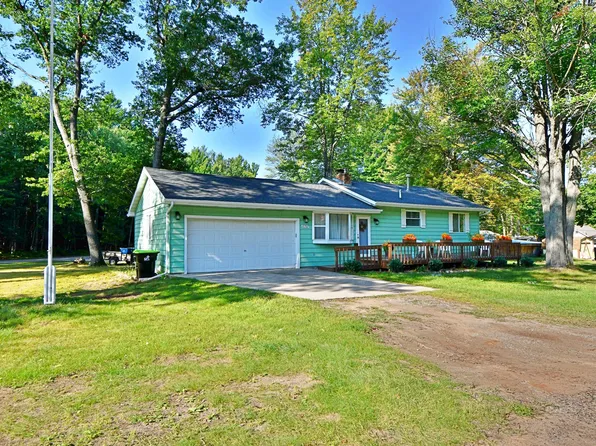 8702 Center St, Saint Helen, MI 48656