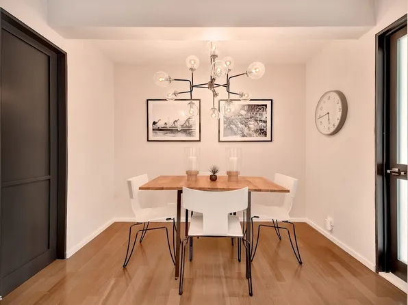 39 West 67th Street image 4 of 7