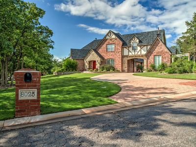 8025 Redbud Canyon Trl, Edmond, OK, 73034