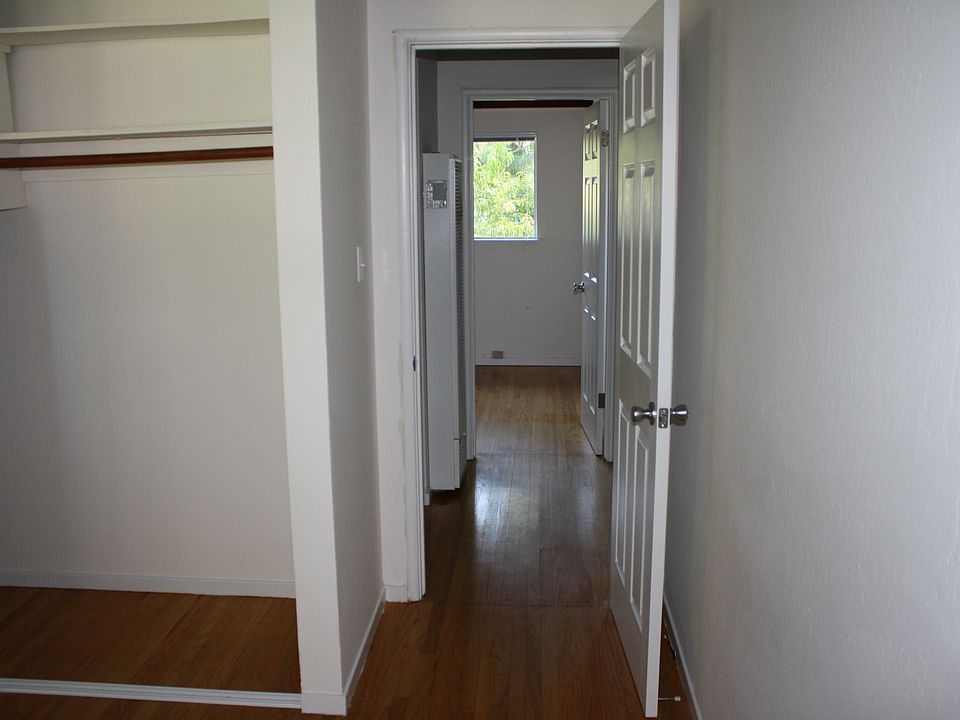 1st image of 319 W Eaglewood Ave