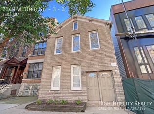 2349 W Ohio St APT 3, Chicago, IL 60612