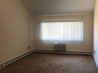 57 Merle Pl, Staten Island, NY 10305