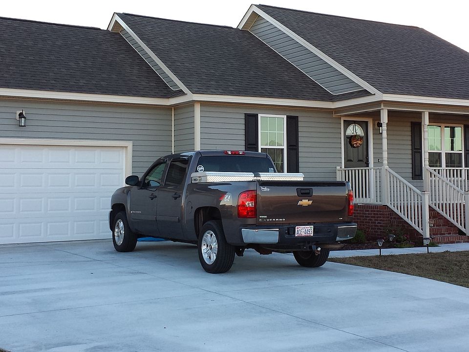 1st image of 206 Settlers Pointe Dr